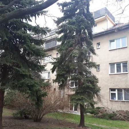 Utulny Apartman V Bratislava 15 Exterior photo